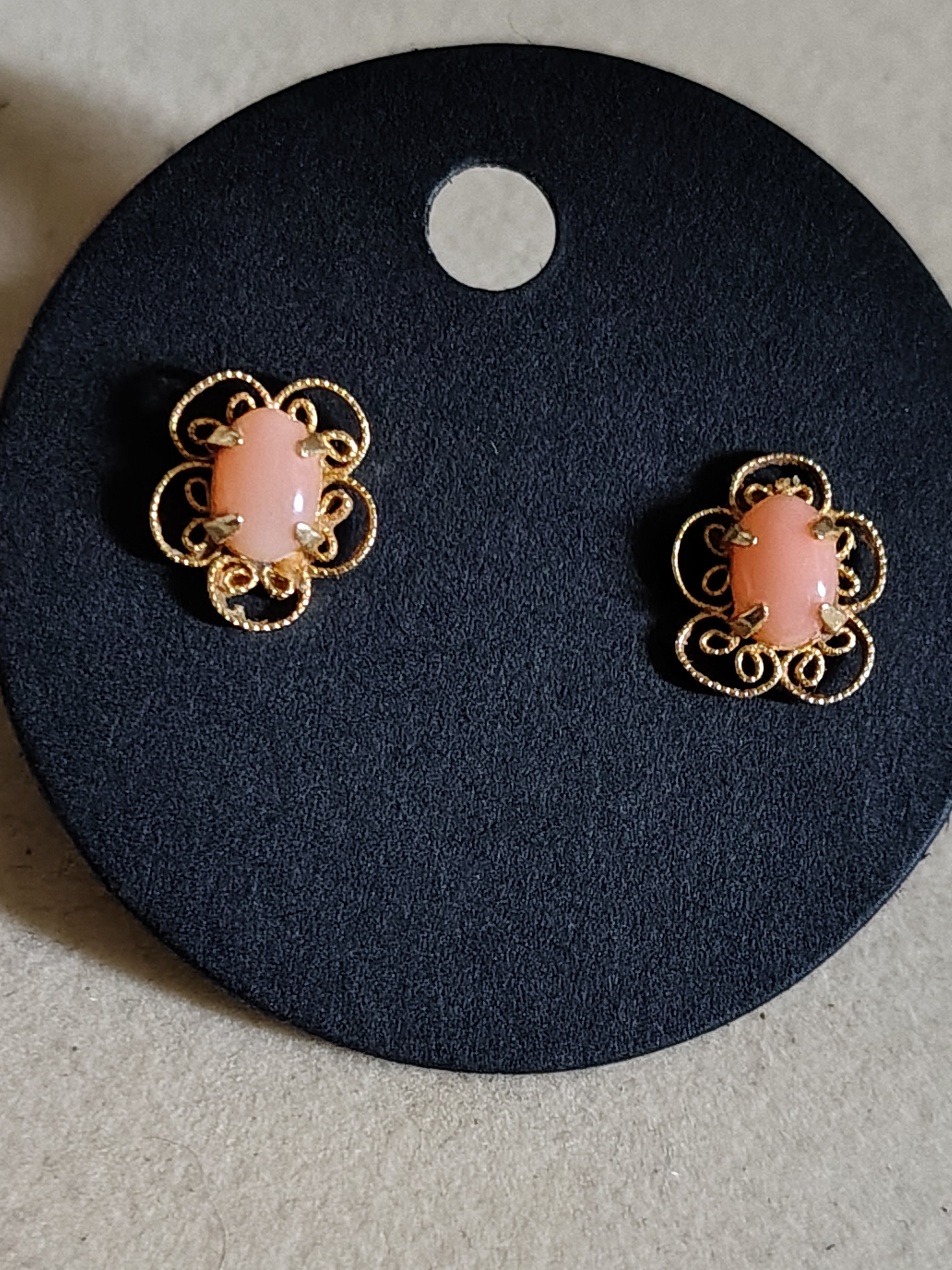 Vintage 14k Gold Pink Coral Filigree Stud Earrings Estate Jewelry